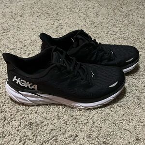 Hoka Clifton 8
